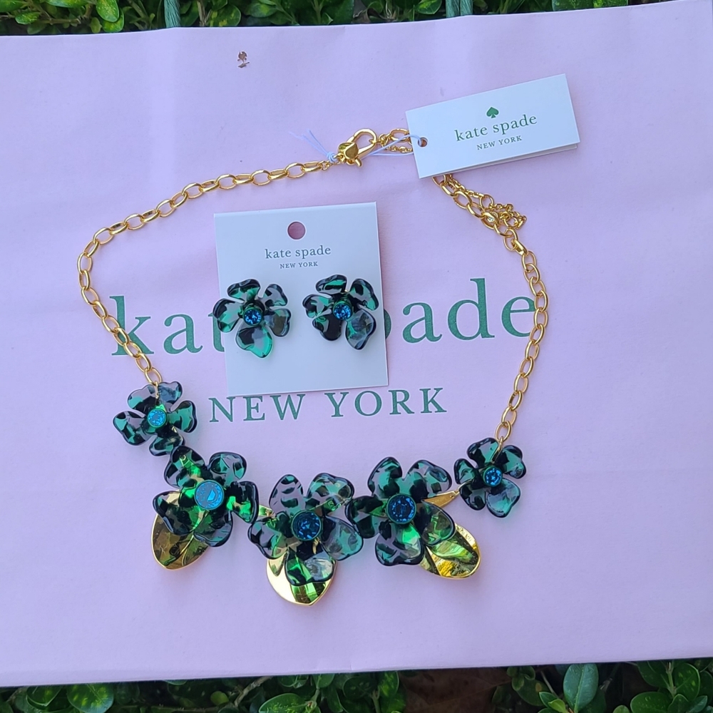 Stylish kate spade Jewelry ( necklace and earrings) , brand new